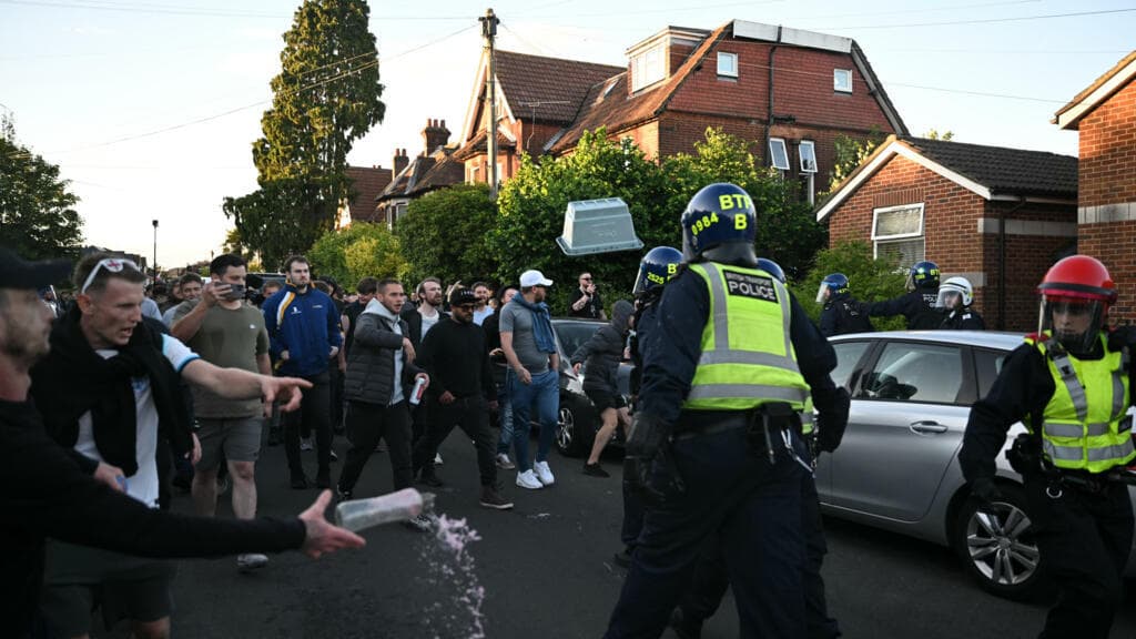 Outrage Erupts After UK Police Handcuff Dying Student Following Stabbing