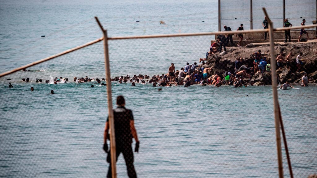 Thousands Return to Morocco Following Surge of Migrants in Ceuta
