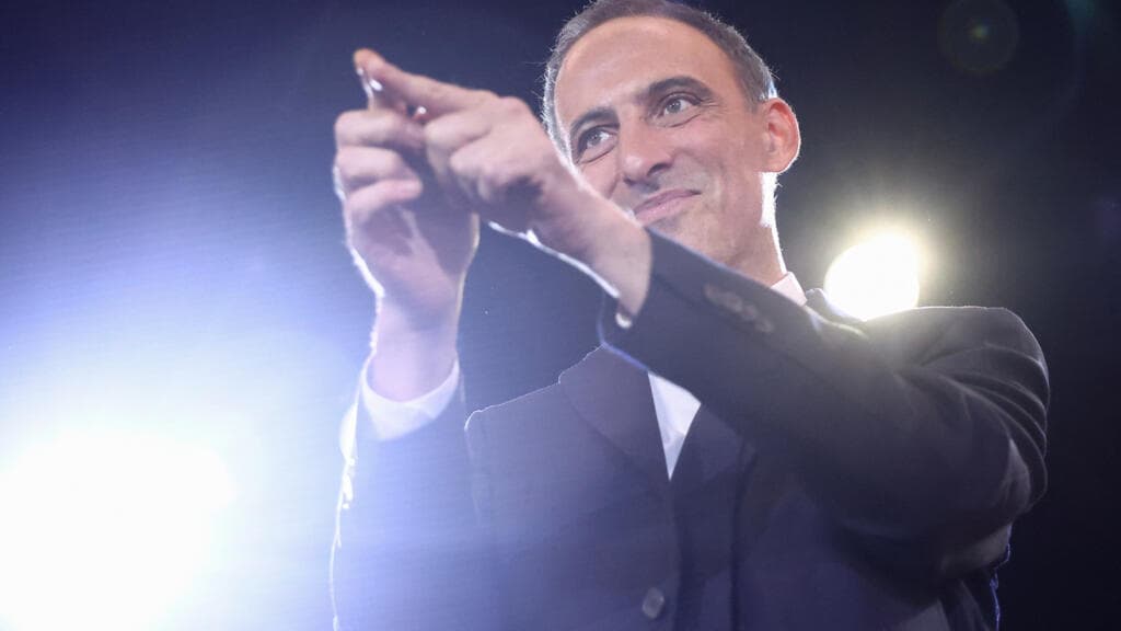 Raphaël Glucksmann Wins Primary to Lead French Centre-Left in Presidential Race