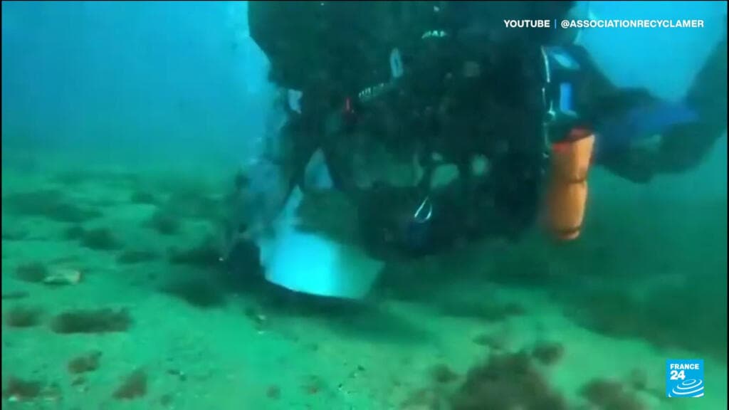 Aquatic Vacuum Cleaner Wins Top Prize at France's Lépine Invention Competition