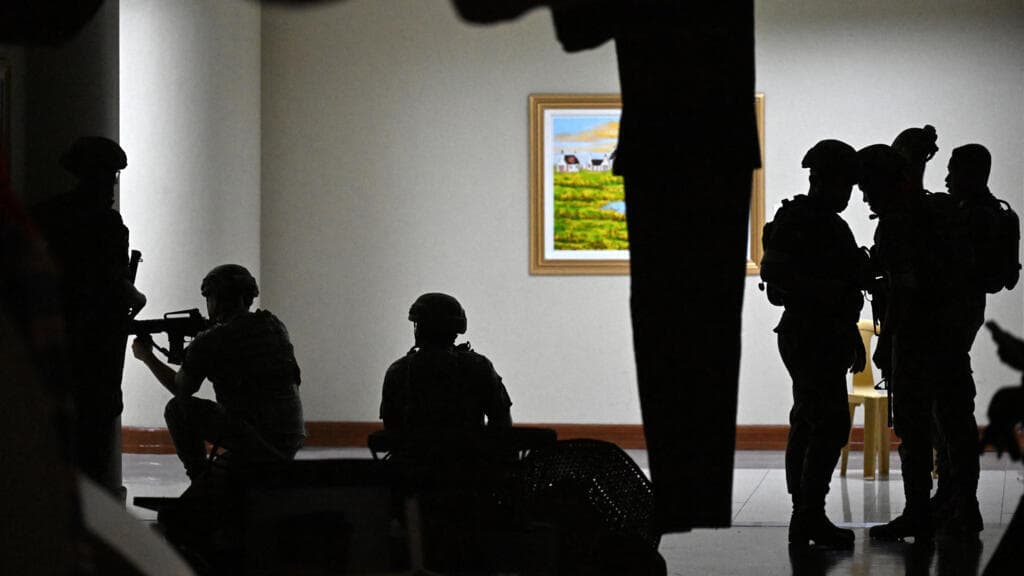 Shooting Occurs in Philippine Senate During ICC Arrest Attempt of Senator