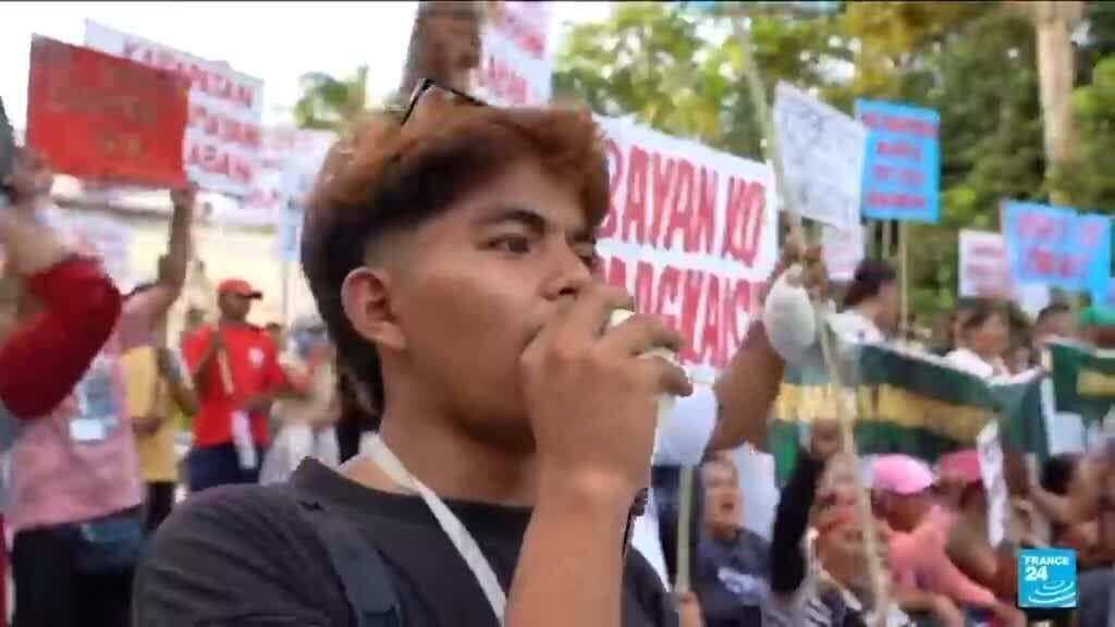 Philippines Faces Rising Oil Prices Amid US-Iran Tensions