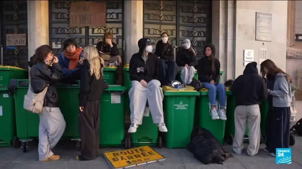 Protests Planned Across France by Students, Unions, and Yellow Vests
