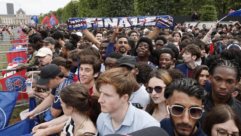 PSG Fans Gather in Paris for Champions League Trophy Celebration