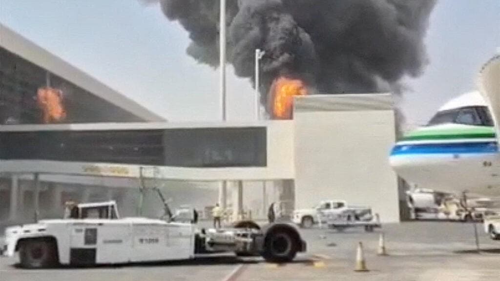 Houthi Attack on Riyadh Airport Claims One Life and Injures 11