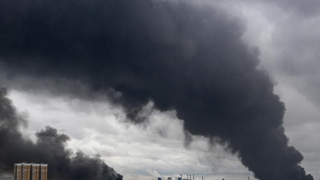 Ukrainian Strikes in Crimea Result in Four Deaths and Suspension of Fuel Sales