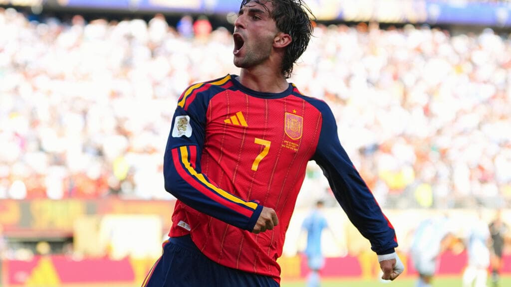 Ferran Torres Nears Transfer to PSG After World Cup Final Success