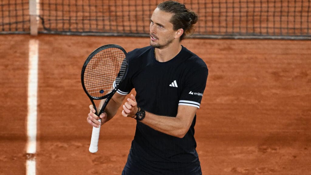 Alexander Zverev Advances to French Open Semifinals, Pursuing First Grand Slam Title