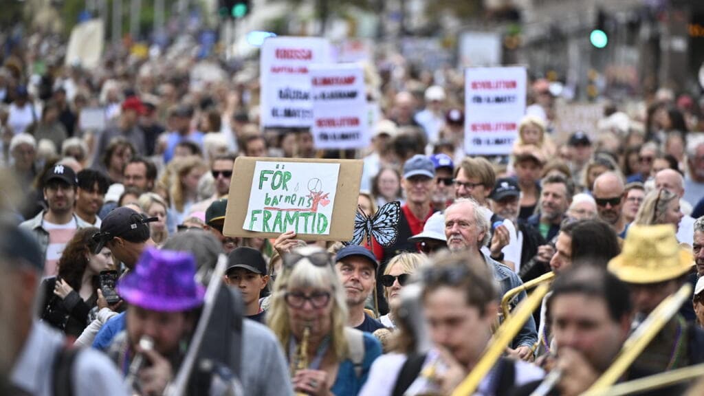 10,000 Protest in Stockholm Against Climate Policies Ahead of Election