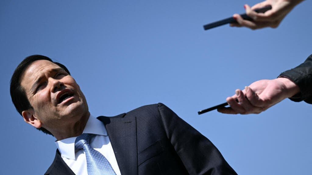 NATO Allies to Consult US Secretary of State Amid Tensions Over Iran Policy