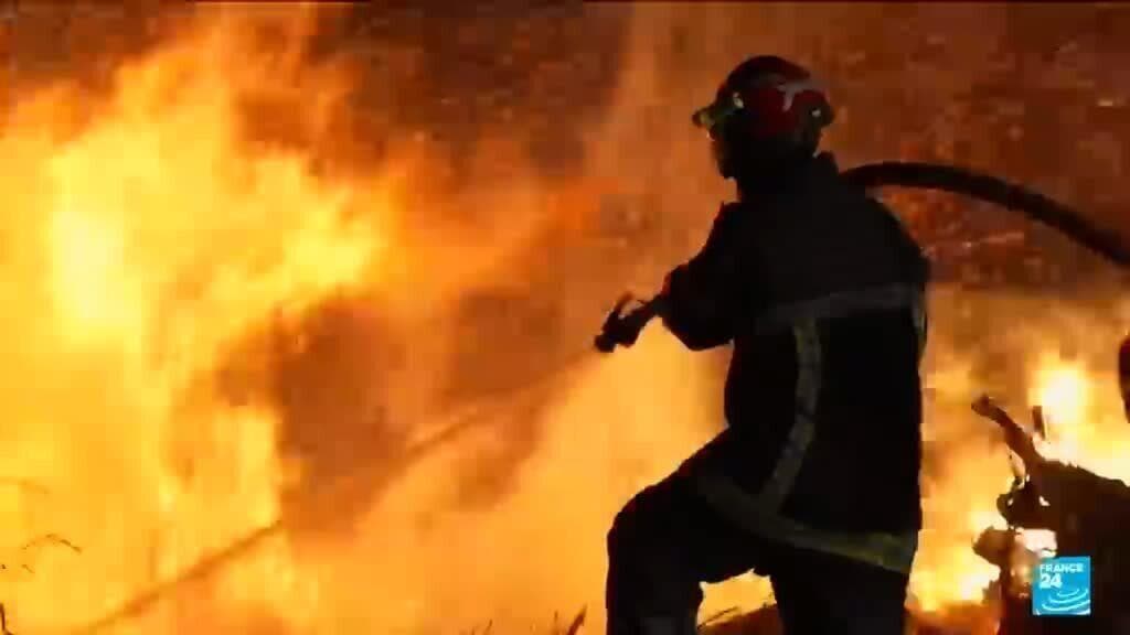 Firefighters Continue Efforts to Control Wildfire in France's Landes Region