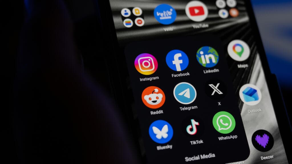 French Lawmakers Set to Approve Social Media Ban for Children Under 15