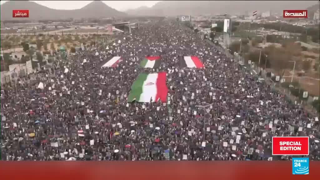 Sanaa's mass rally amid regional strikes: Houthis warn of escalation after death of Khamenei