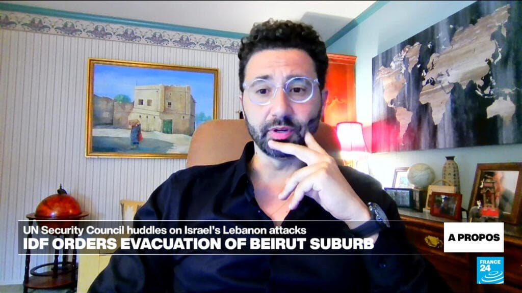 Israeli Expert Highlights Political Consensus on Lebanon Military Campaign