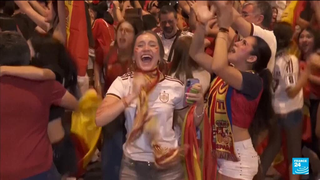 Spanish Fans Celebrate World Cup Victory as Argentina Falls Short