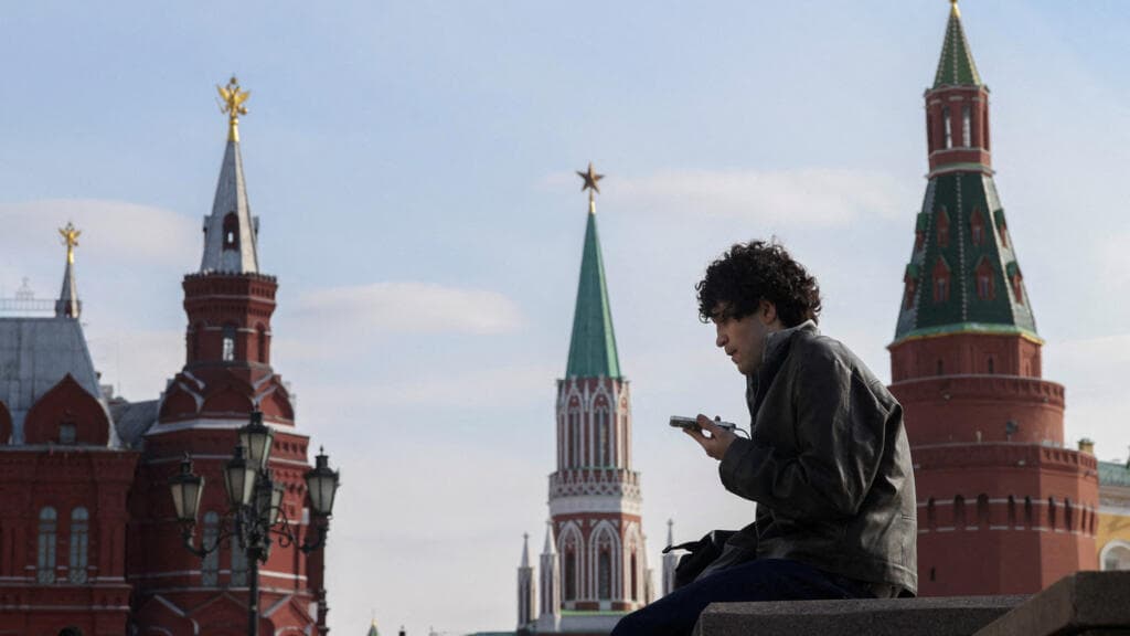 Moscow’s mobile internet restored as Saint Petersburg goes offline