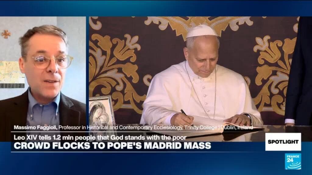 Pope in Spain: The "rockstar" effect