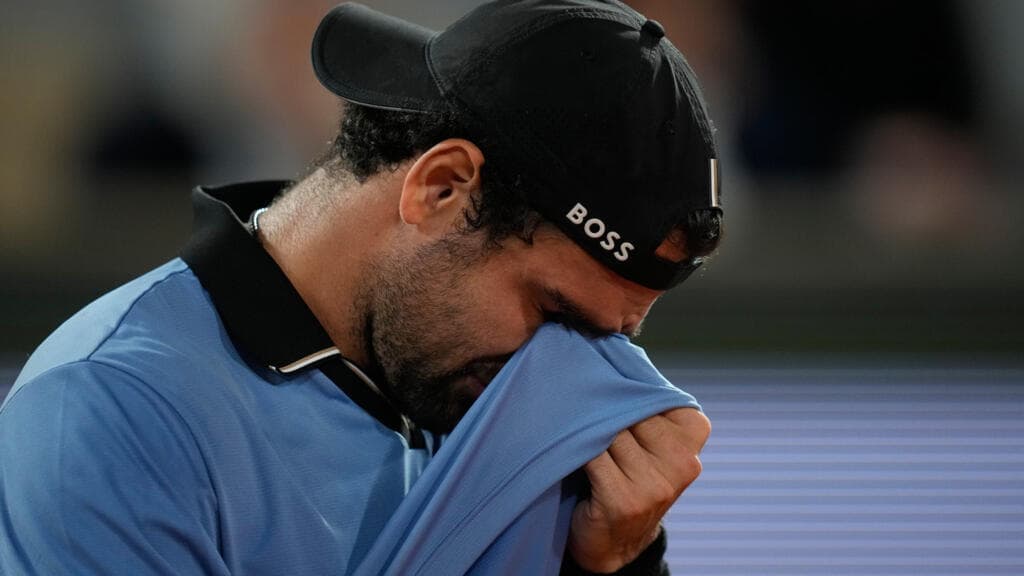 Matteo Arnaldi Reaches French Open Semi-Finals After Matteo Berrettini's Retirement