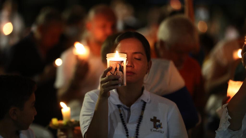 Colombia's President Requests Trump to Lift Tariffs Following Earthquake