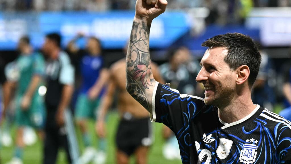 Messi Leads Argentina to World Cup Final with Semi-Final Victory Over England