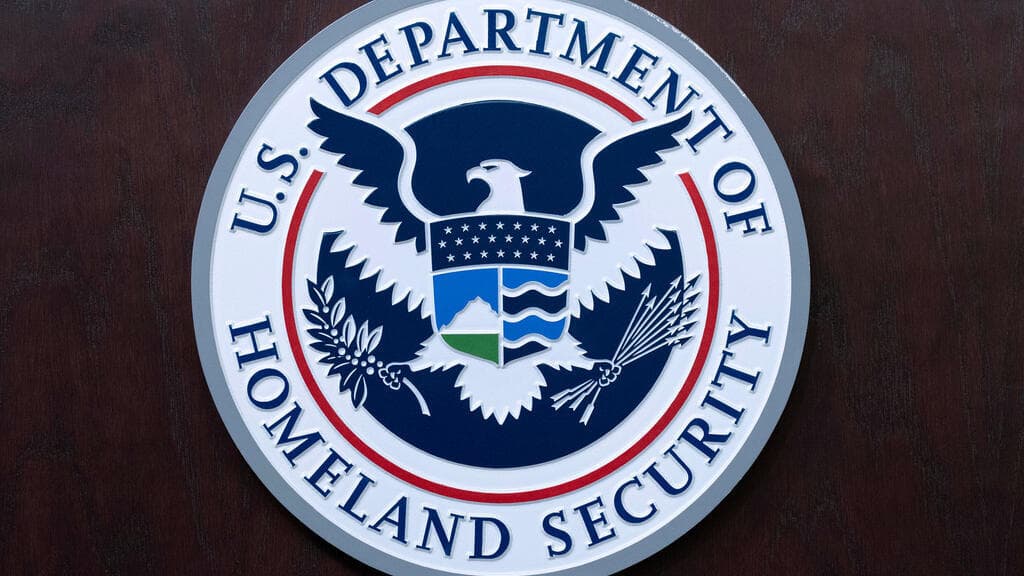 Trump Administration Finalizes Stricter Visa Rules for Foreign Students and Journalists
