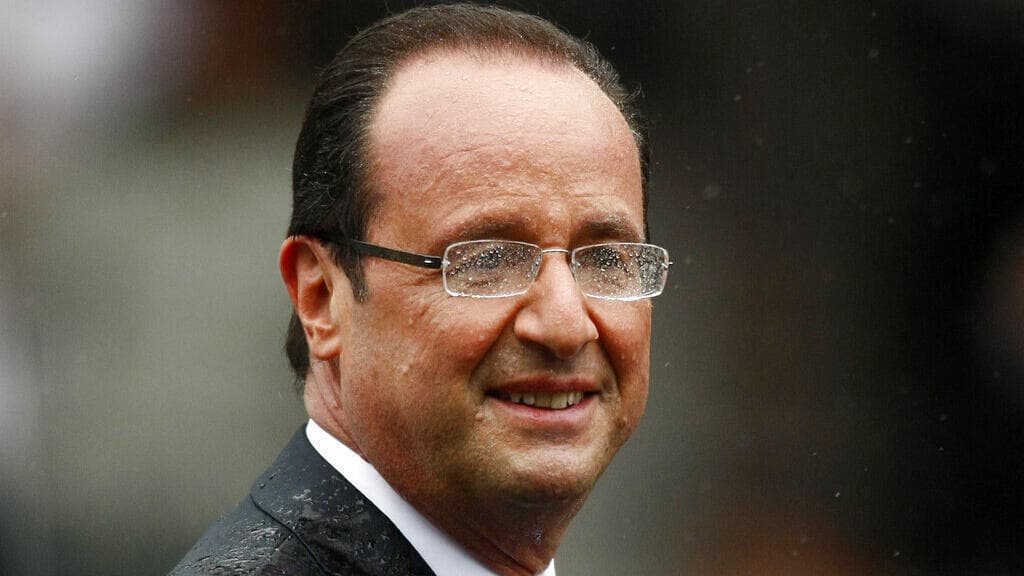 Former French President Hollande Eyes Political Comeback Ahead of 2024 Election
