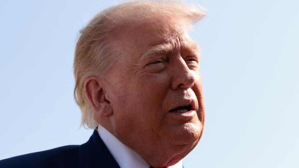 Trump Faces Two Choices Amid Middle East Conflict: Wait or Escalate