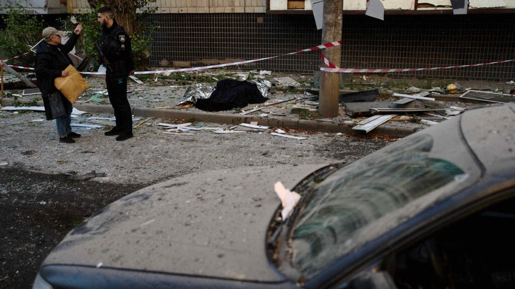 Russian Missile Strikes in Kyiv Result in Multiple Casualties