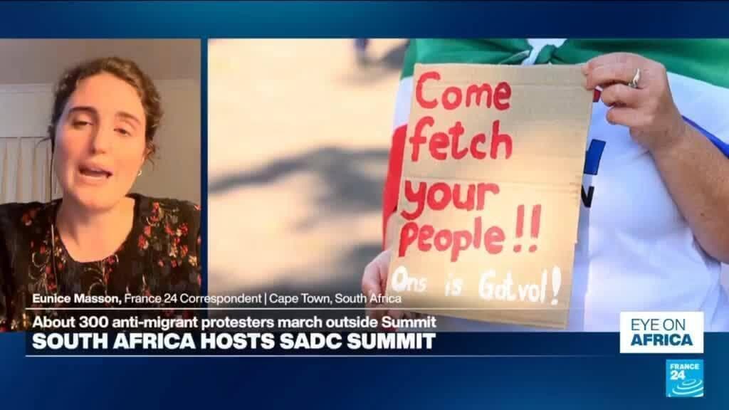 300 Anti-Migrant Protesters Urge SADC Leaders to Address Migration Issues