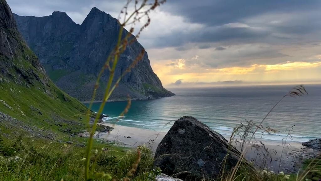 Norwegian Researchers Use Satellite Images to Assess Tourism's Environmental Impact