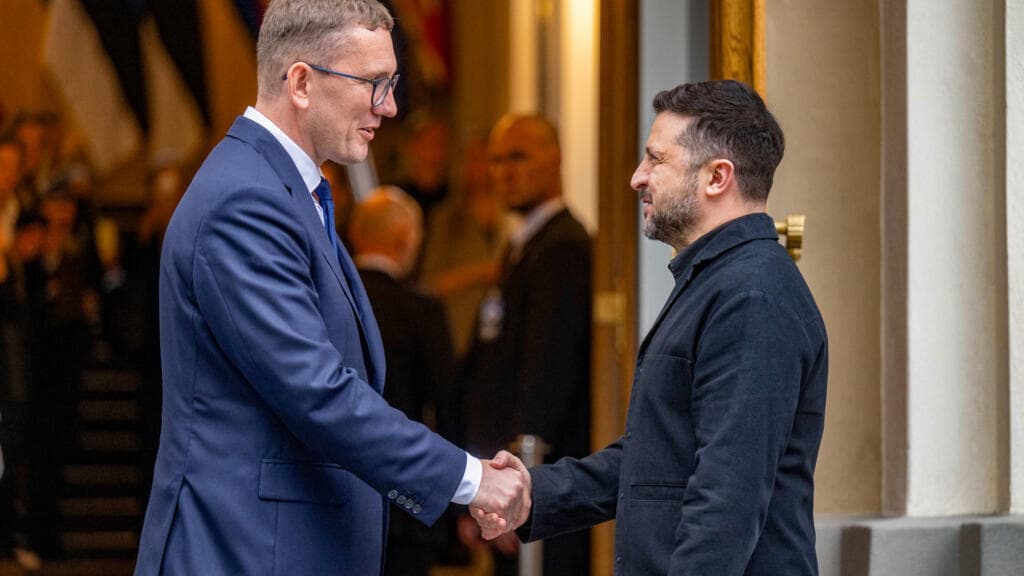 Ukraine's EU Membership Talks to Resume Following Hungary's Veto Lift