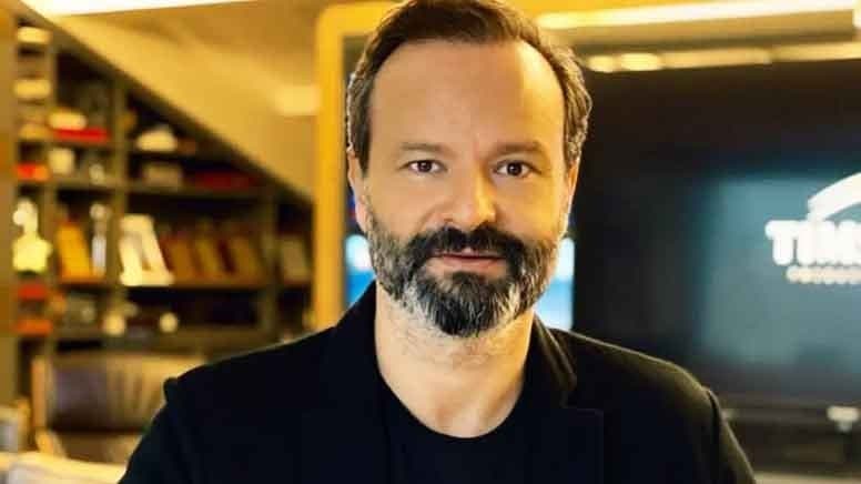 Ünlü yapımcının telefonuna el konuldu