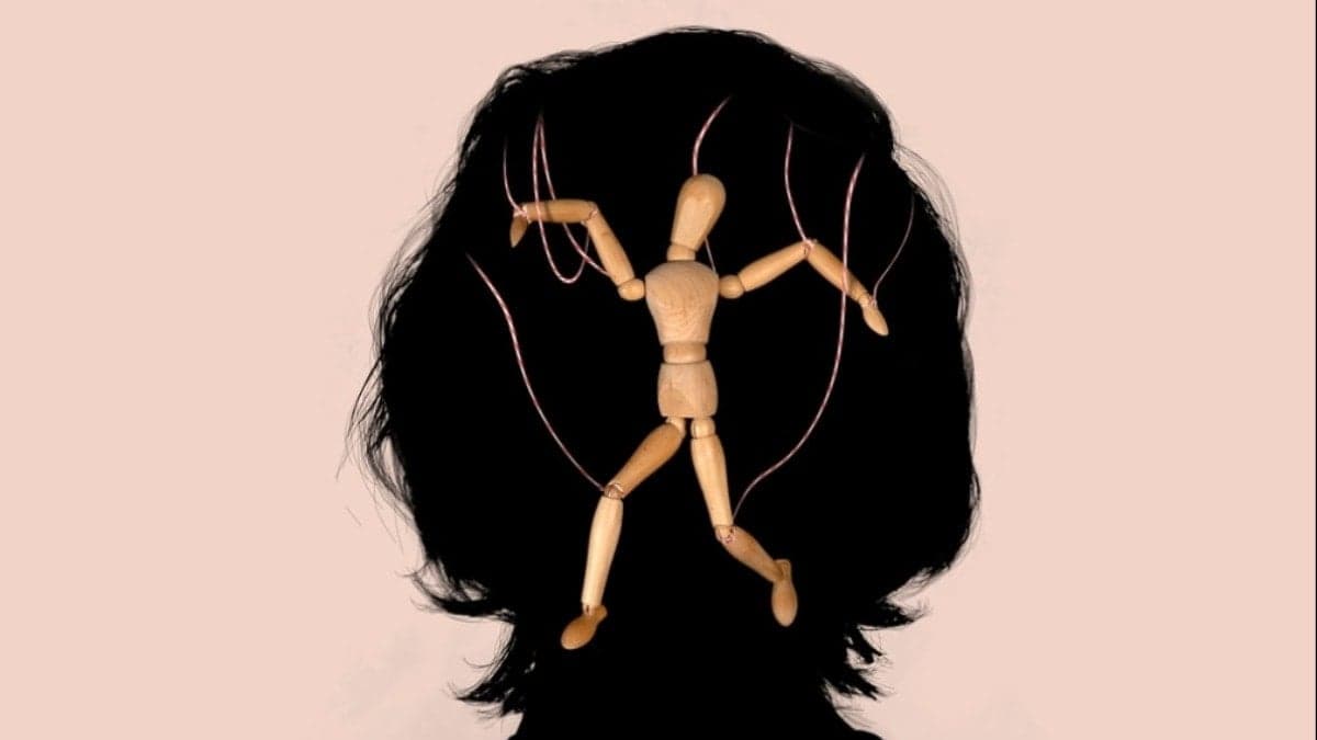 Komplo teorilerine inancın kaynağı bulundu: Cehalet değil