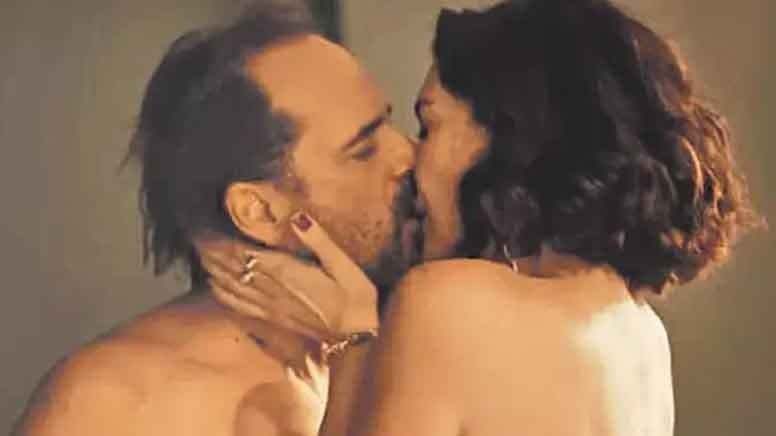 Bergüzar Korel sevişme sahnesini anlattı