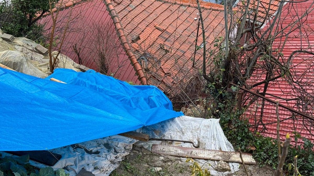 Zonguldak'ta heyelan! İki ev boşaltıldı