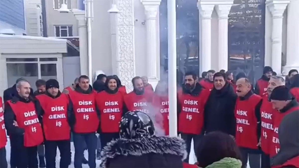 İşten çıkartılan belediye çalışanları 160 gündür eylemde