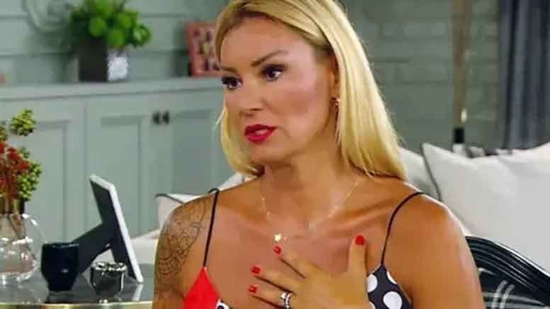 Pınar Altuğ takipçisine 450 bin lirayı vermeyince bedduayı yedi