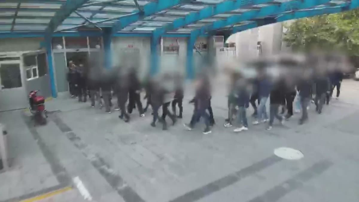 FETÖ'nün askeri yapılanmasına 9 ilde operasyon düzenlendi