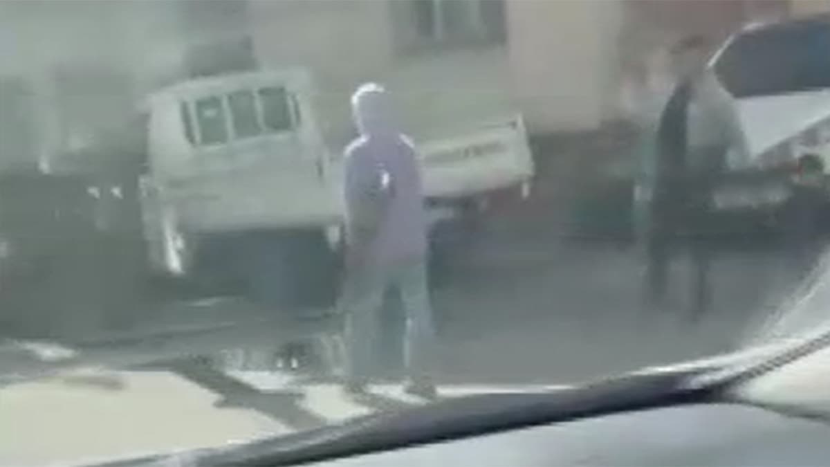 Bursa'da sokakta tüfekle gezen şüpheli yakalandı