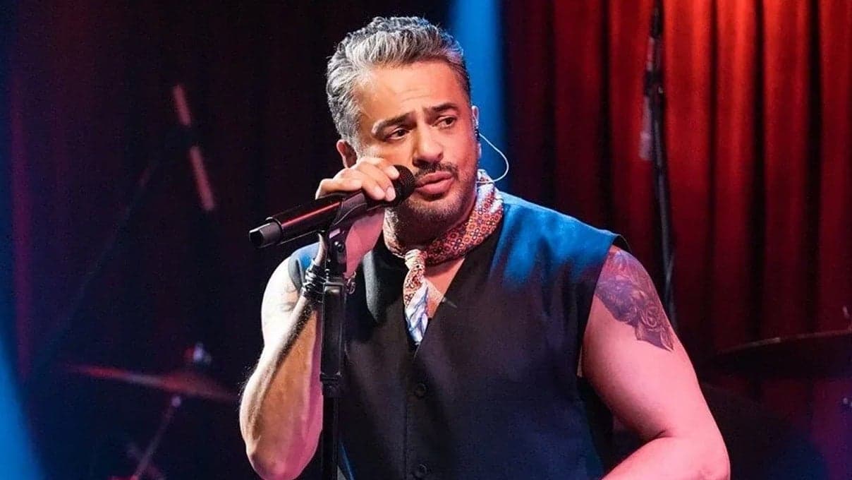 Emre Altuğ’dan aşk itirafı: Sevgilisi tanıdık çıktı!