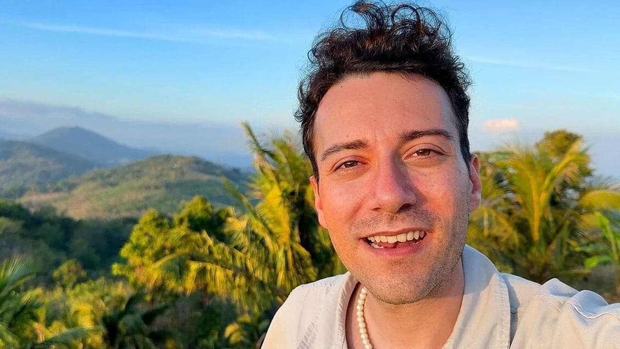 YouTube'a geri dönen Enes Batur'dan itiraf: Adeta delirdim, kimseyle konuşmadım