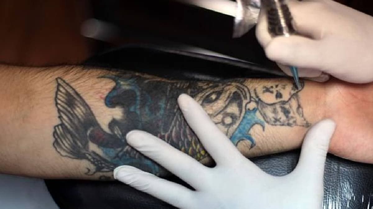 Dövme yaptırmadan önce bir kez daha düşünün