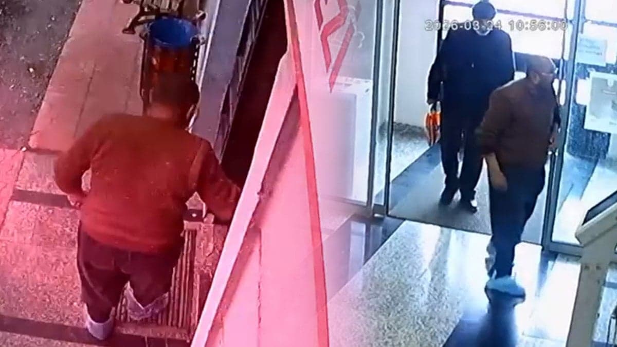 Malatya'da yürekleri ısıtan anlar: Sağlık ocağına çamurlu çizmelerini çıkarıp galoşla girdi