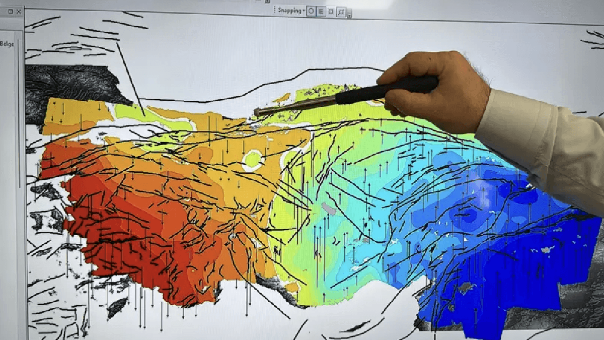 Türkiye’nin altında büyük kopuş: İki il yer değiştirecek
