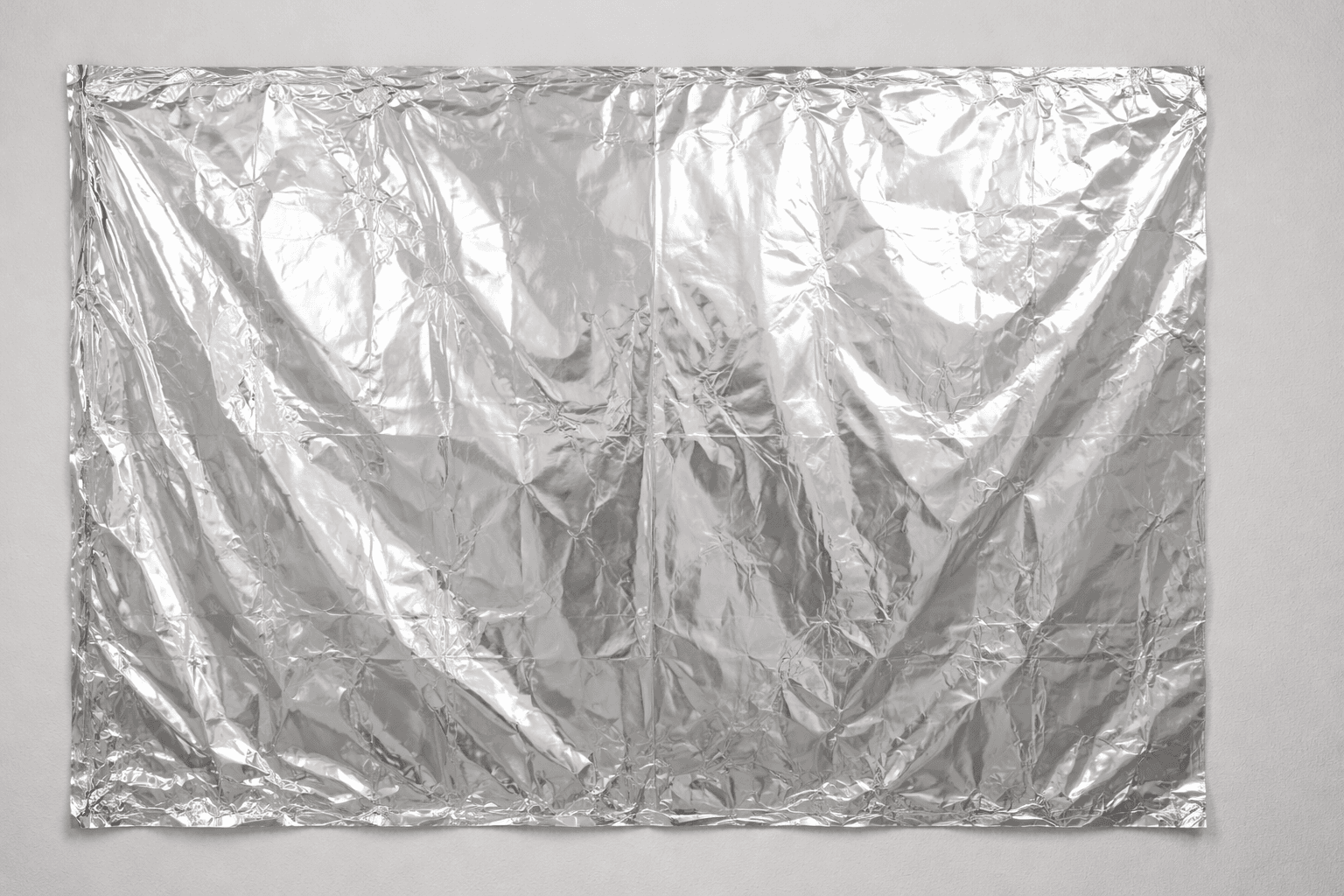 İşte bu yüzden duvarınıza alüminyum folyo yapıştırıp 24 saat beklemeniz gerekiyor