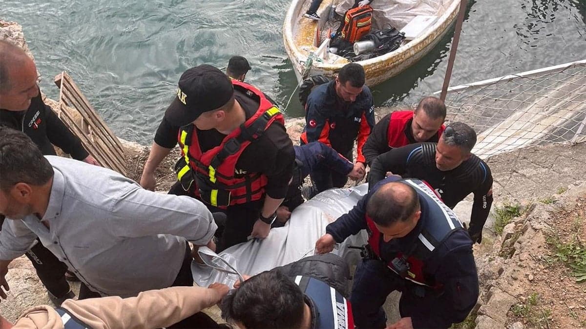 Nehre düşen kapçının cansız bedeni bulundu