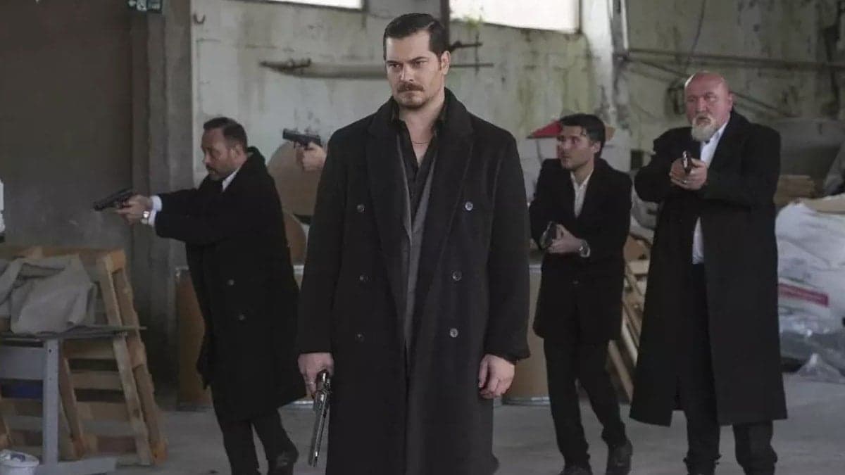 Eşref Rüya dizisine usta oyuncu katılıyor; sırlar bir bir ortaya dökülüyor