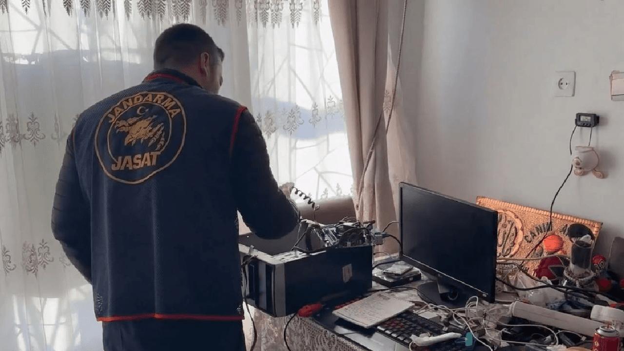 Yasa dışı bahis çetesine dev darbe! 50 milyar TL'lik işlem hacmi...