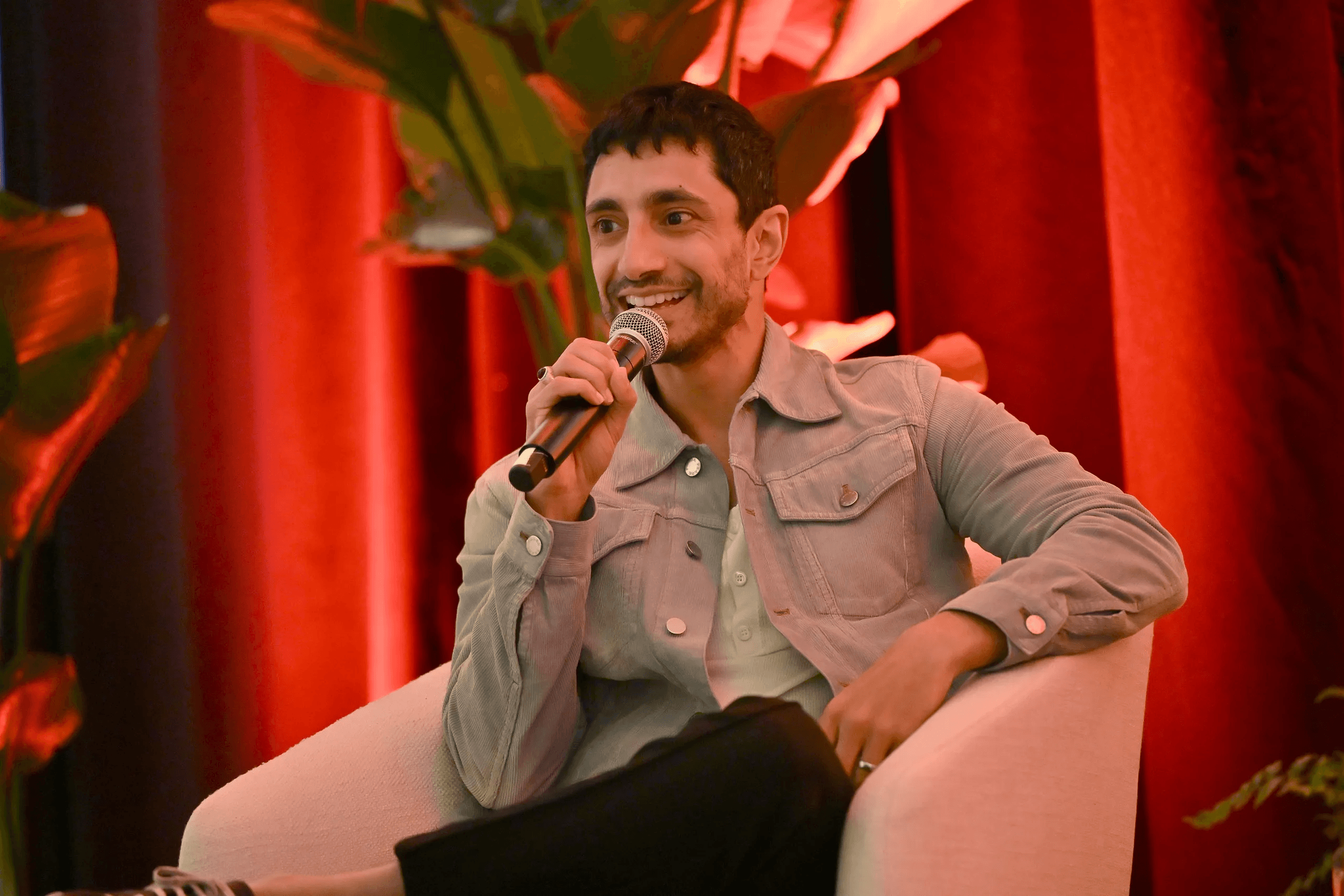 Riz Ahmed, İngiliz istihbaratının üç kez ajan olma teklifini reddetti