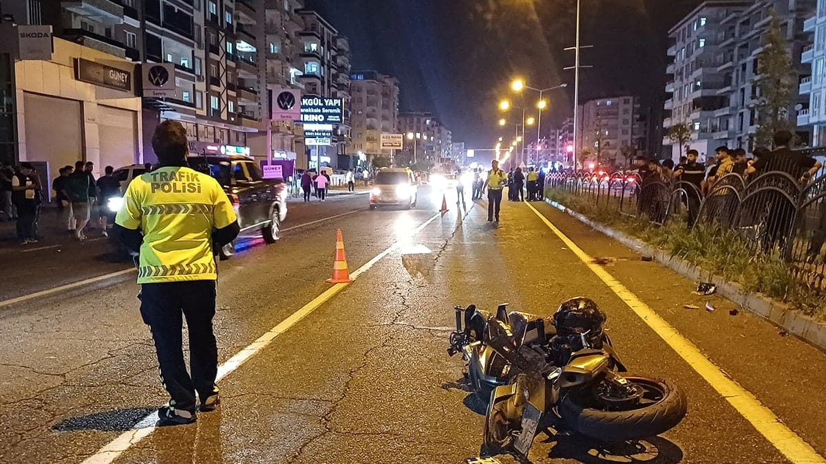 Batman'da motosiklet kazasında iki kişi hayatını kaybetti